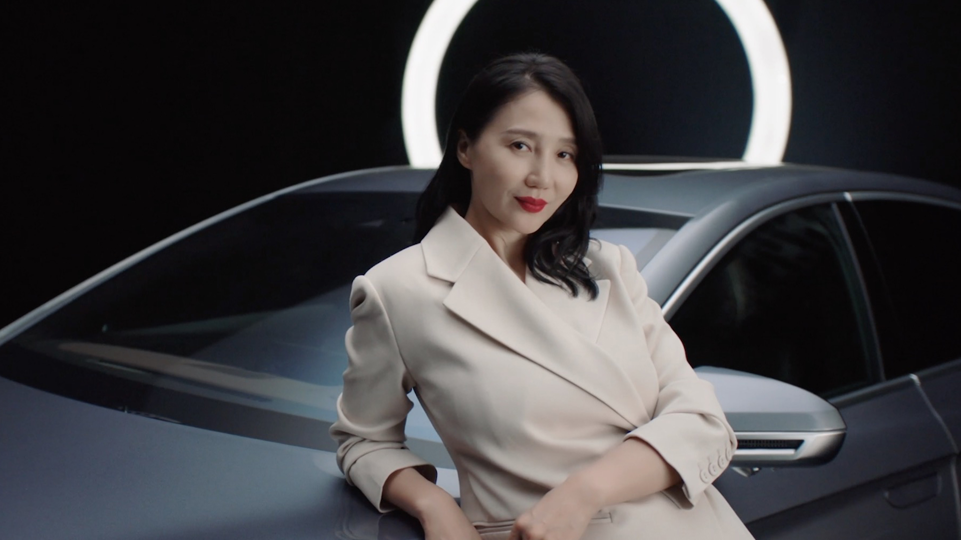 阿朵 | AG尊龙木兰荟首位女性挚友，新民族音乐人
